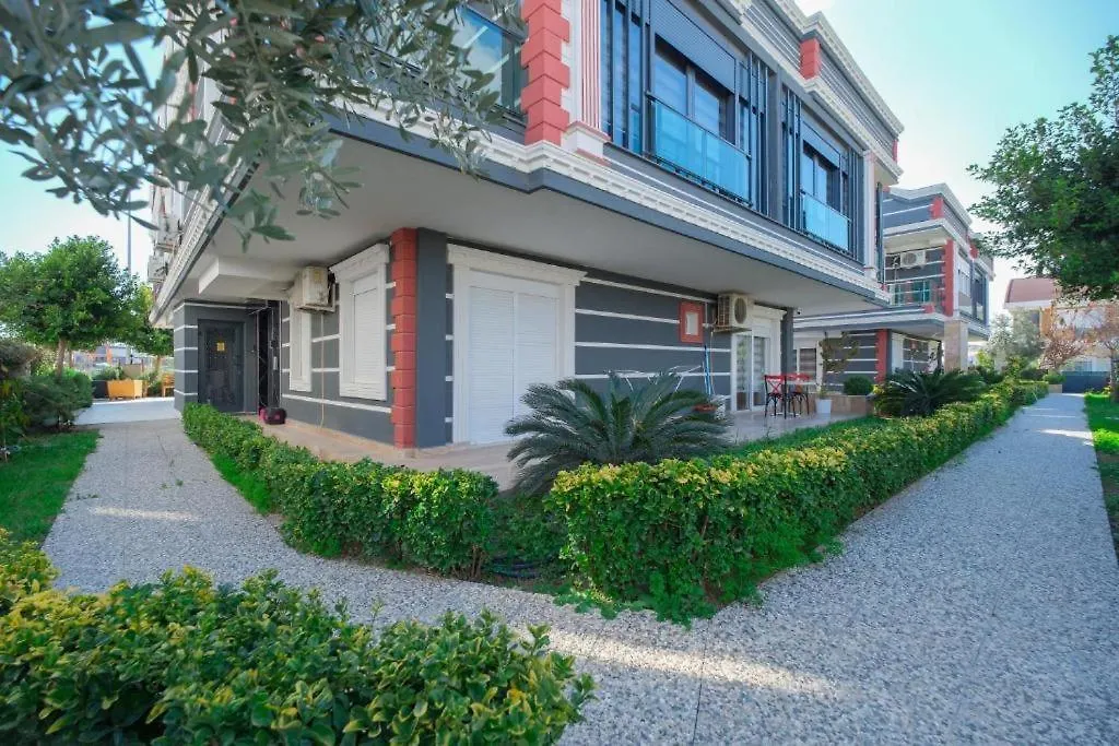 Avullar Palace Hotel Αττάλεια 0*,